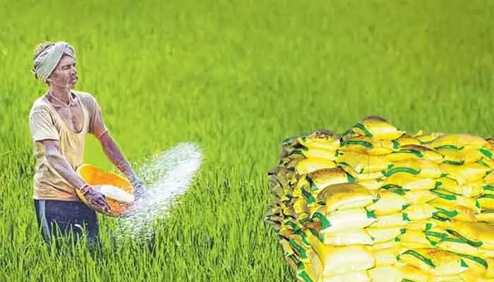 Telangana to Launch Mobile App for Farmers to Purchase Urea