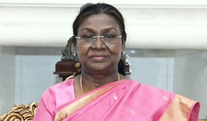 રાષ્ટ્રપતિ દ્રૌપદી મુર્મુ આજે ઉત્તર કર્ણાટકના કારવારમાં INS કદંબ નૌકાદળ મથકની મુલાકાત લેશે