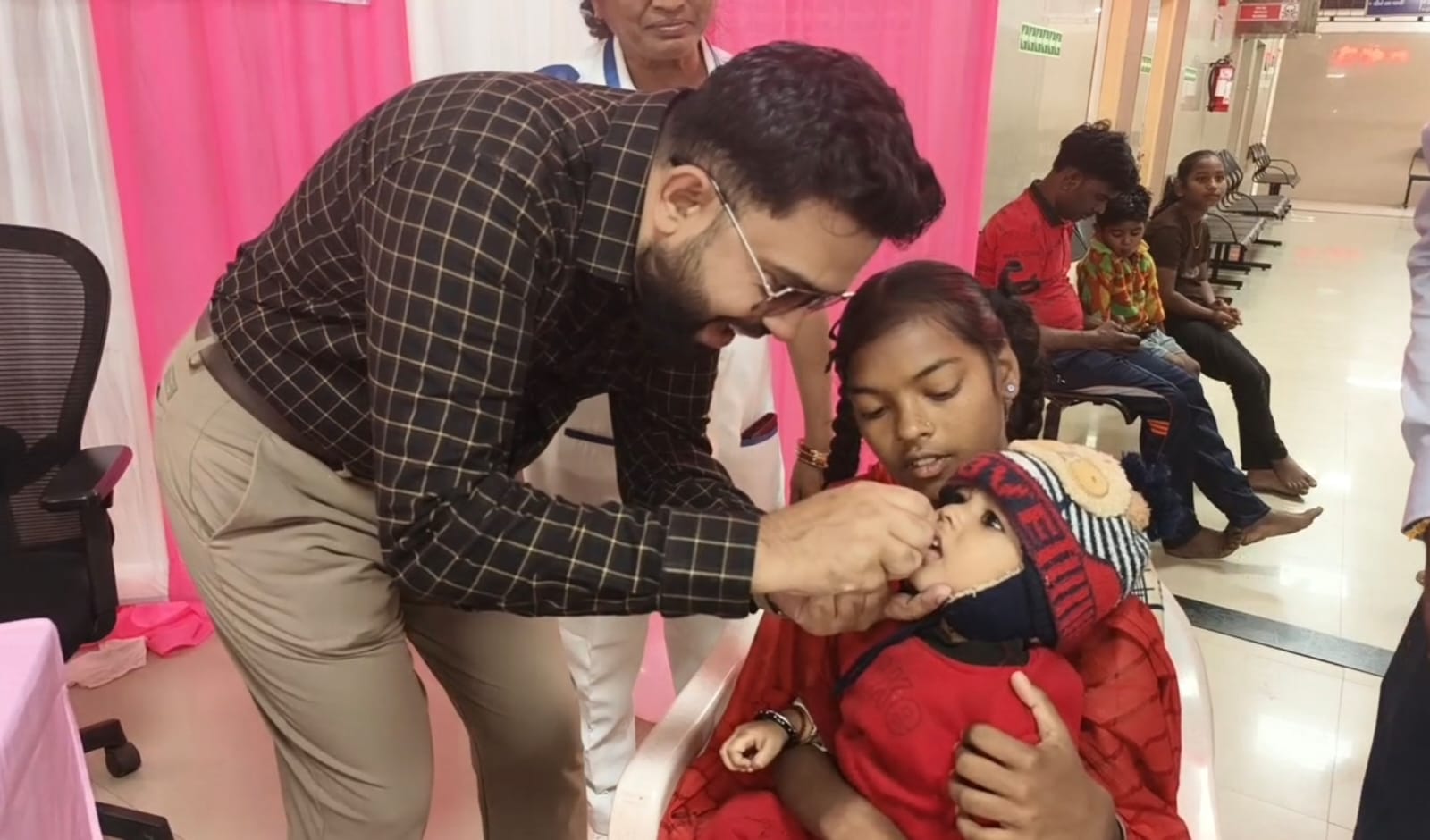 કેન્દ્રશાસિત પ્રદેશ દમણ-દીવ, દાદરા અને નગરહવેલીમાં રાષ્ટ્રીય રોગપ્રતિરક્ષા દિવસ અંતર્ગત પલ્સ પૉલિયો રવિવારનું આયોજન કરાયું.