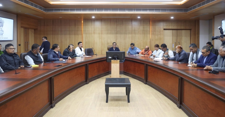 ভূমিৰ অধিকাৰ সুদৃঢ় কৰা আৰু প্ৰশাসনীয় সংস্কাৰৰ বাবে ৰাজ্যিক মন্ত্ৰীসভাৰ কেইবাটাও গুৰুত্বপূৰ্ণ সিদ্ধান্ত