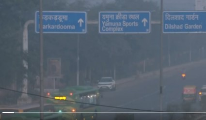 Dense Fog Disrupts Flights and Trains in Delhi