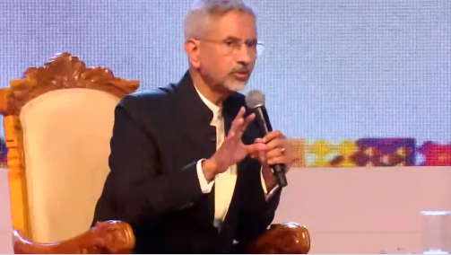 EAM Jaishankar delivers lecture on theme ‘From Diplomacy to Discourse’ at Pune Book Festival