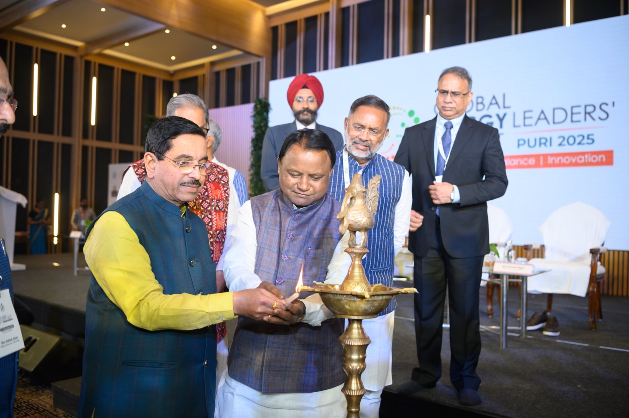 India Achieves 50% Non-Fossil Power Capacity, Five Years Ahead of Target