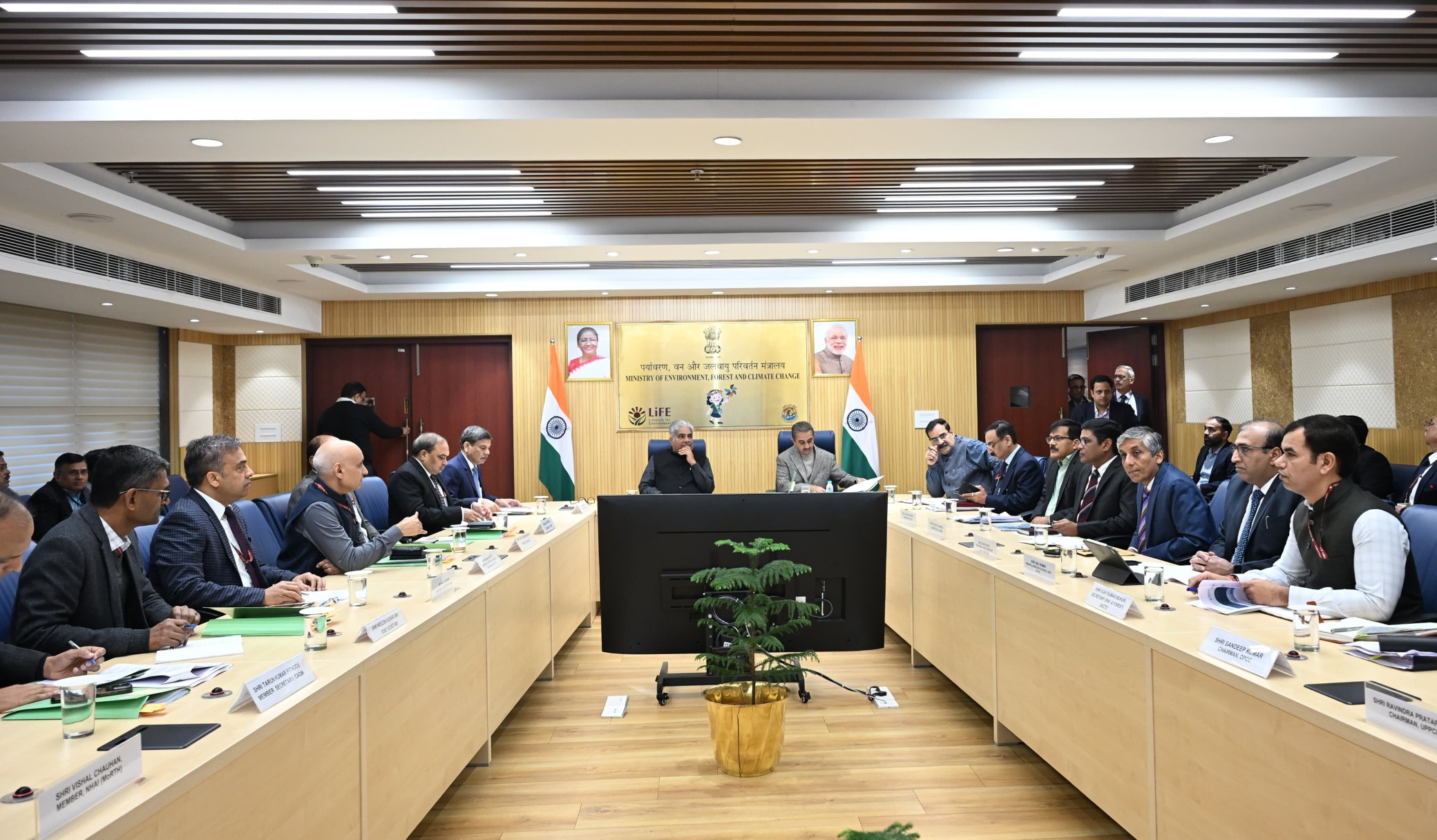 Union Environment Minister directs authorities to ensure visible improvement in air quality across Delhi-NCR within one week