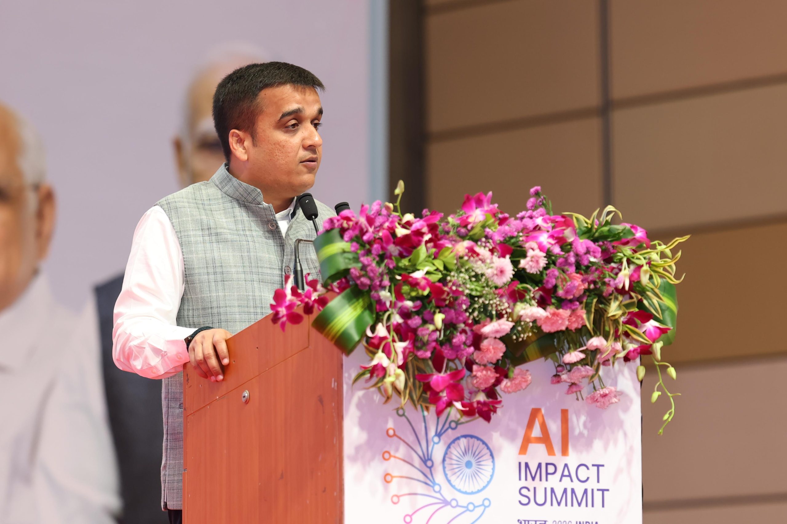 નાયબ મુખ્યમંત્રી હર્ષ સંઘવીએ કહ્યું, દાહોદ જિલ્લામાં પોલીસે રાજ્યની પ્રથમ AI-આધારિત કાર્યવાહી કરી.