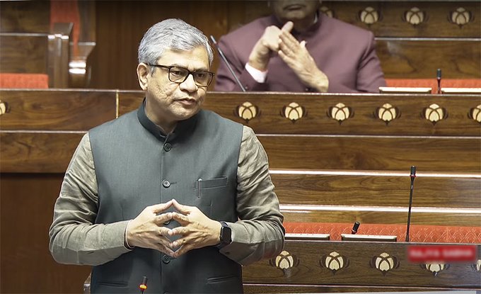 सरकार ने मीडिया प्लेटफॉर्म पर भ्रामक खबरों और डीपफेक से निपटने के तंत्र को किया सशक्त