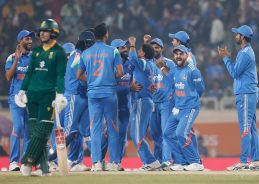 India beat South Africa by 17 runs in first ODI of three-match series in Ranchi