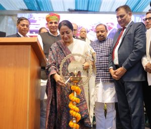 दिल्‍ली: मुख्‍यमंत्री रेखा गुप्‍ता विश्व अधिवक्ता दिवस के अवसर पर आयोजित कार्यक्रम में शामिल हुई