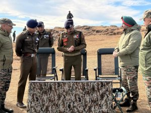 जम्मू-कश्मीर में पुलिस महानिदेशक नलिन प्रभात ने उधमपुर ज़िले का दौरा किया