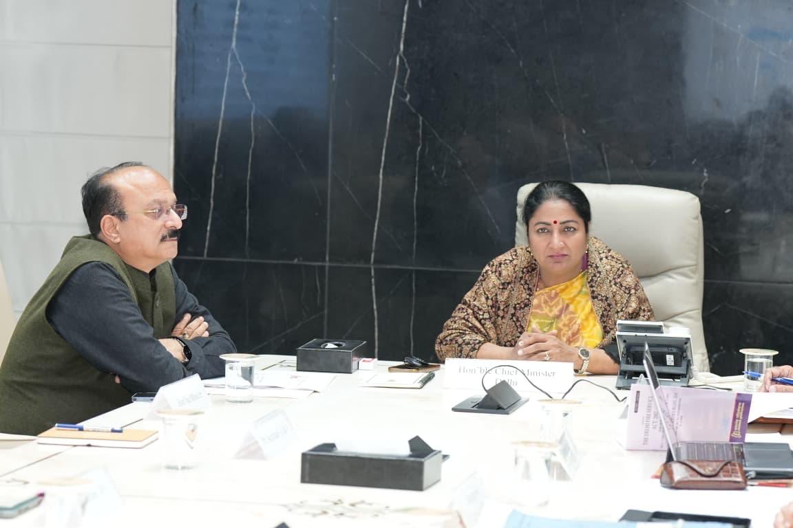 आग से सुरक्षा से संबंधित अनापत्ति प्रमाणपत्र जारी करने की प्रक्रिया को पूरी तरह पारदर्शी और सुगम बनाया जाए: रेखा गुप्ता