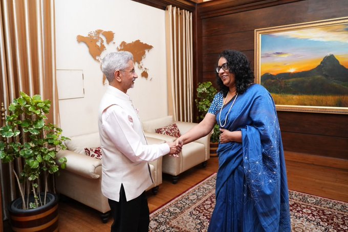 विदेश मंत्री डॉ. सुब्रह्मण्‍यम जयशंकर ने श्रीलंका के विदेश मंत्री विजिता हेरथ से मुलाकात की