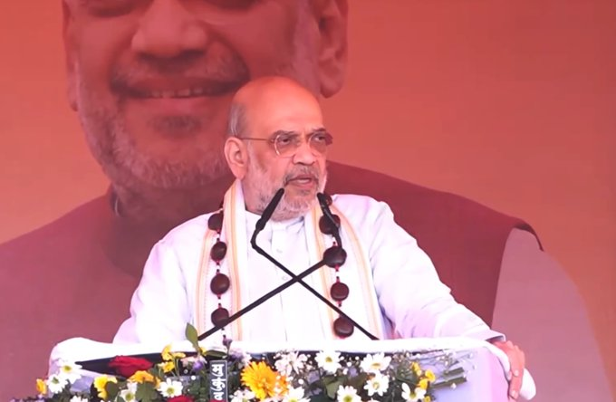 नक्षलवादाने कोणाचंही भलं होत नाही, शांतीच्या मार्गानेच विकासाची वाट सोपी होते – अमित शहा