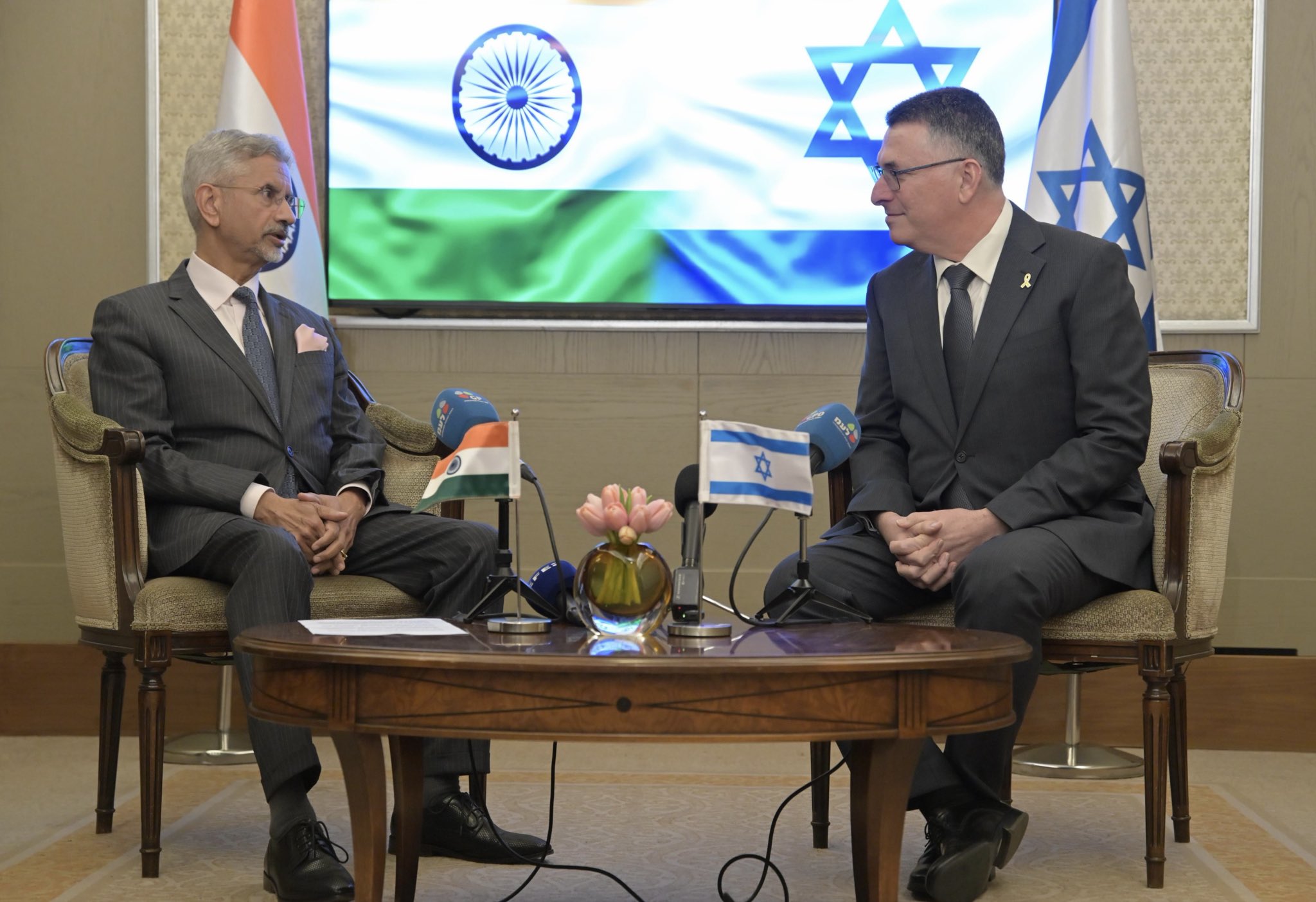 EAM condemns sydney terror attack, reaffirms India–Israel zero tolerance on terrorism
