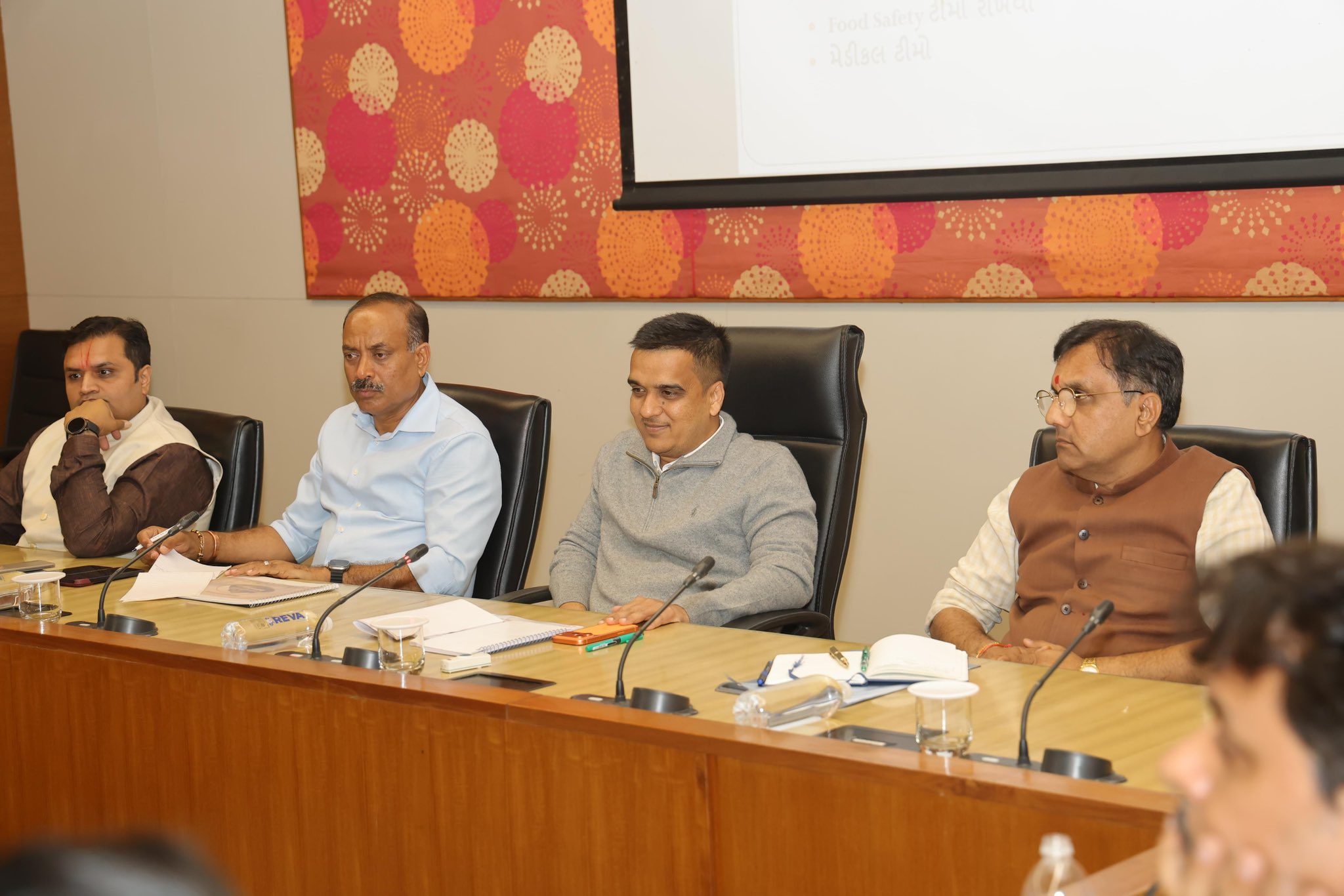 આગામી મહાશિવરાત્રિ પર્વ અંતર્ગત જૂનાગઢના મેળાના આયોજન અંગે નાયબ મુખ્યમંત્રી હર્ષ સંઘવીની અધ્યક્ષતામાં બેઠક યોજાઇ