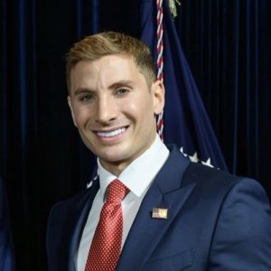 एआई और सेमीकंडक्टर के लिए वैश्विक आपूर्ति श्रृंखलाओं को सुरक्षित करने के प्रयासों में भारत महत्वपूर्ण भागीदार: जैकब हेलबर्ग