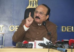 Delhi government to install air purifiers in 10,000 school classrooms