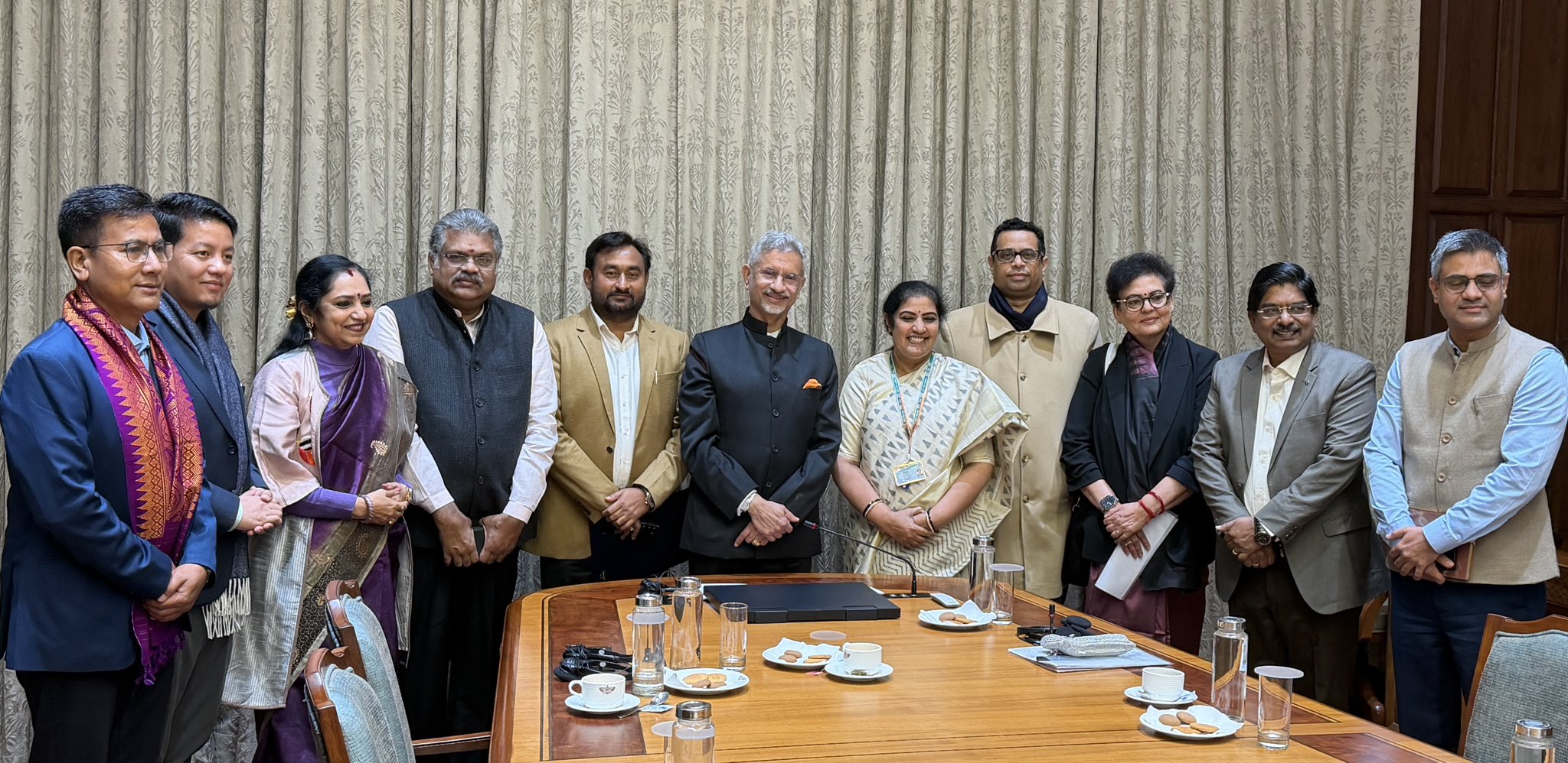 External Affairs Minister interacts with MPs who represented India at UNGA