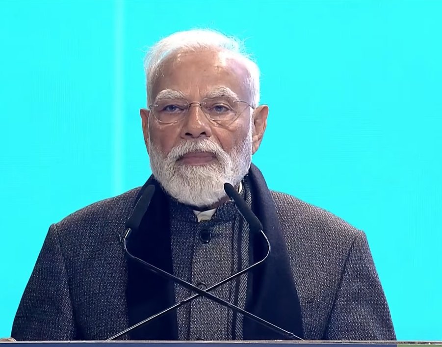 প্রধানমন্ত্রী নরেন্দ্র মোদী বলেছেন, আধুনিক ও চিরাচরিত চিকিত্সার মধ্যে ভারসাম্য বজায় রাখাটা গোটা বিশ্বের কাছেই অত্যন্ত জরুরী বিষয়