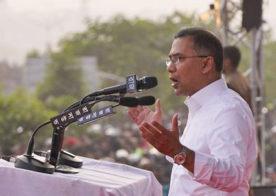 বাংলাদেশ জাতীয়তাবাদী দল বি এন পির ভারপ্রাপ্ত চেয়ারম্যান তারেক রহমান বাংলাদেশের জনগণকে শান্তি বজায় রাখার আহ্বান জানিয়েছেন এবং বলেছেন, এই দেশ মুসলিম, হিন্দু, বৌদ্ধ ও খ্রিস্টান সহ সব ধর্মের মানুষের