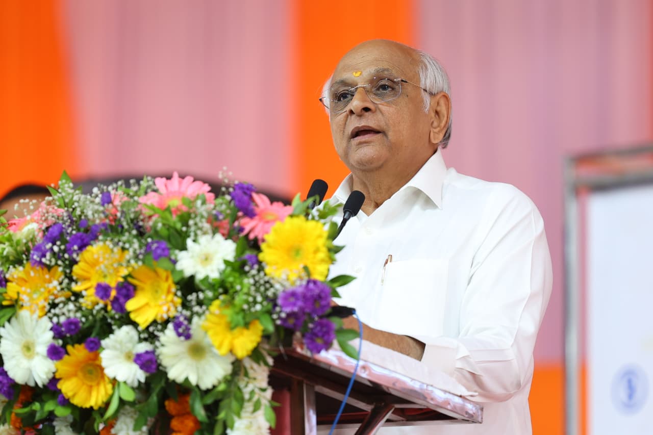 મુખ્યમંત્રી ભૂપેન્દ્ર પટેલે સુરતમાં રાષ્ટ્રીય આદિવાસી ઉદ્યોગ મેળા-2025નો પ્રારંભ કરાવ્યો.