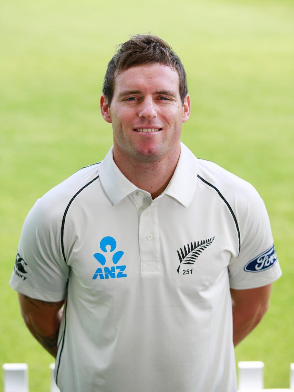 न्यूजीलैंड के पूर्व क्रिकेट खिलाड़ी डग ब्रैसवेल ने अंतरराष्ट्रीय क्रिकेट के हर प्रारूप से सन्यास की घोषणा की