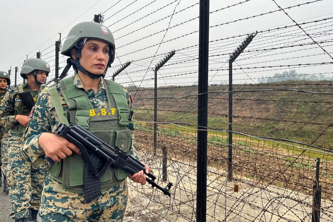 नववर्ष से पहले जम्मू-कश्मीर में सुरक्षा कड़ी, प्रमुख इलाकों में बढ़ी निगरानी