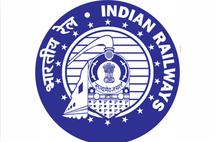 بھارتی ریلوے نے ملک میں ہی ڈیزائن اور تیار کی گئی وندے بھارت سلیپر ٹرین کی حتمی تیز رفتار آزمائش کو کامیابی سے پورا کرلیا ہے