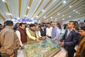 گوالیر کے میلہ گراؤنڈ میں آج ریاستی سطح کی Abhyuday مدھیہ پردیش گروتھ سمٹ سرمایہ کاری سے روزگار تک کا انعقاد کیا جا رہا ہے۔