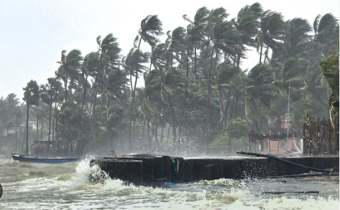 Sri Lanka’s Cyclone Ditwah Death Toll Rises to 474, 356 people Missing