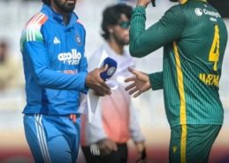 South Africa Beat India by 4 Wickets, Series Level 1–1