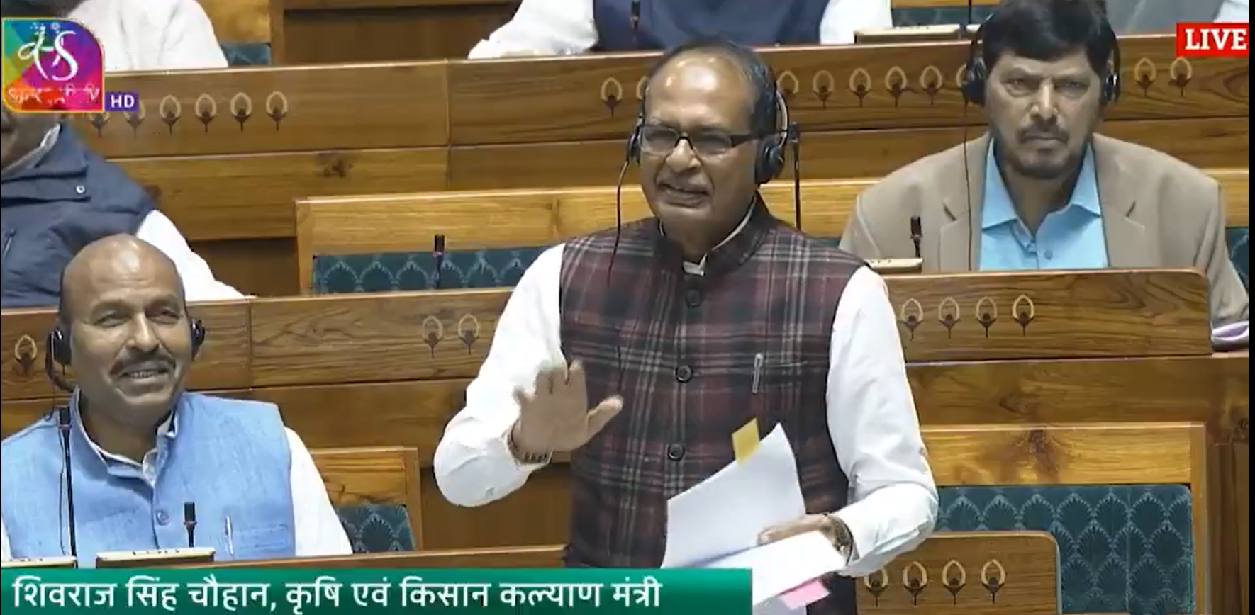 देशातलं अन्नधान्य उत्पादन यंदा ३५ कोटी ७ लाख टनांवर जाईल –  केंद्रीय कृषीमंत्री