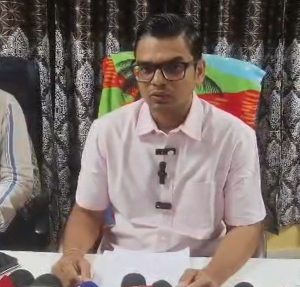 વન વિભાગની જમીન ખાલી કરાવવા ગયેલી અંબાજી પોલીસ અને વન વિભાગના કર્મચારીઓ ઉપર હુમલામાં 47 ઇજાગ્રસ્ત