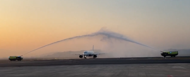 नवीं मुंबई अंतरराष्‍ट्रीय हवाई अड्डे पर वाणिज्यिक उडानों का संचालन आरंभ