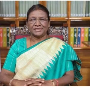 চাৰিদিনীয়া কাৰ্যসূচীৰে ৰাষ্ট্ৰপতি শ্ৰীমতী দ্রৌপদী মুৰ্মুৰ গোৱা, কৰ্ণাটক আৰু ঝাৰখণ্ড ভ্ৰমণ