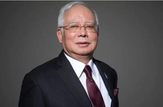 मलेशिया के पूर्व पीएम नजीब रजाक दोषी करार