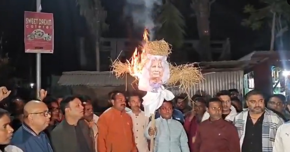 বাংলাদেশত হিন্দু সম্প্ৰদায়ৰ লোকৰ ওপৰত হোৱা আক্ৰমণৰ পাছত অসমৰো ভিন্ন প্ৰান্তত প্ৰতিবাদ