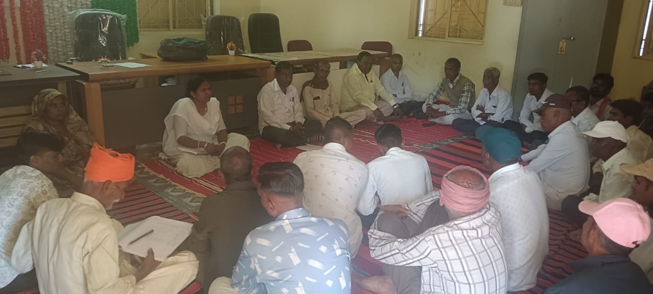 વિકસિત ભારત –-G RAM G અધિનિયમ, 2025” અંગે જાગૃતિ ફેલાવવા પંચમહાલ જિલ્લાના ગોધરાના સાંપા ગામે ગ્રામસભાનું આયોજન કરાયું.