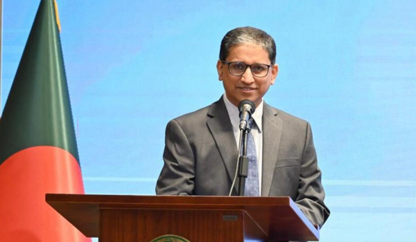 New Delhi summons Bangladesh High Commissioner to India to convey strong concerns at deteriorating security environmentin in Bangladesh