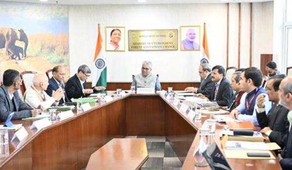 Union Minister Bhupender Yadav reviews Action Plans of Municipal Bodies of Delhi & Sonipat