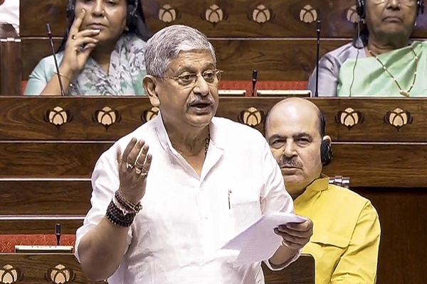 এখন উন্নত ভাৰত গঢ়িবৰ বাবে দেশৰ সকলো ৰাজ্যৰ সকলো খণ্ডতে উন্নয়ন আৰু প্ৰগতি নিশ্চিত হ’ব লাগিবঃ কেন্দ্ৰীয় মন্ত্ৰী ৰাজীৱ ৰঞ্জন সিং