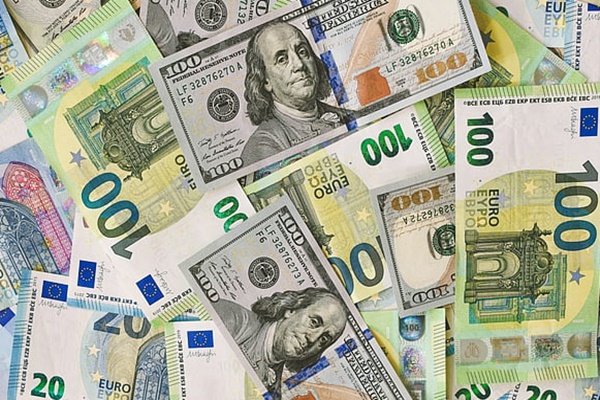 FPIs Pull Out ₹14,185 Crore from Indian Equities, Invest ₹915 Crore in Debt