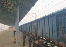 LG Manoj Sinha Congratulates Indian Railways as First Foodgrain Freight Train Reaches Kashmir with 1,384 Tonnes of Rice