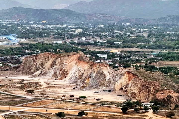 Government Assures No Immediate Threat to Aravallis’ Ecology, Counters Alarmist Claims