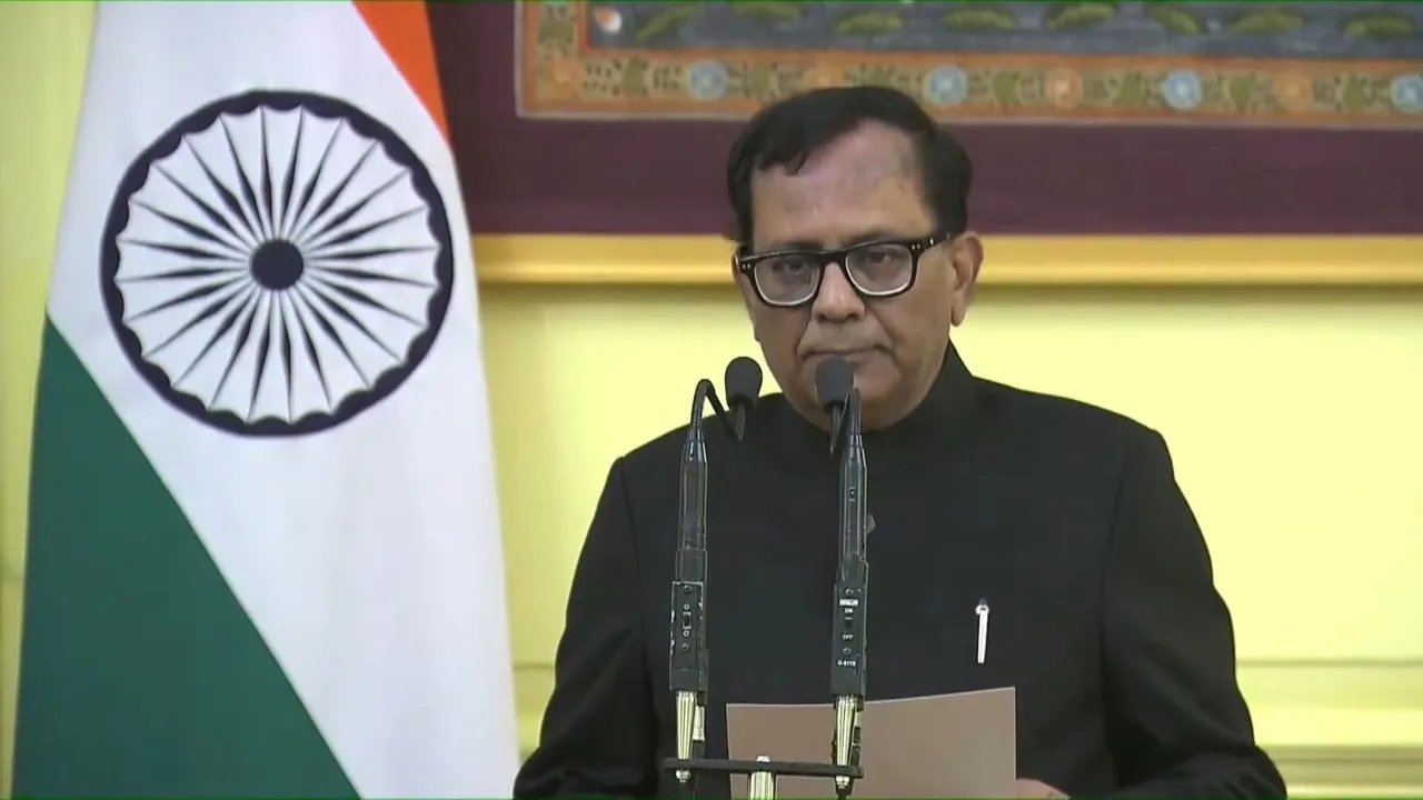 Raj Kumar Goyal takes oath as Chief Information Commissioner