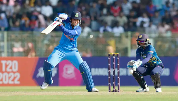 বিশাখাপট্টনমত আজি ভাৰত-শ্ৰীলংকাৰ মহিলাৰ টি-২০ শৃংখলাৰ দ্বিতীয়খন খেল