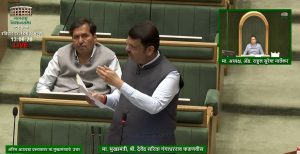 रिझर्व्ह बँकेच्या मर्यादेतच राज्य सरकारनं कर्ज घेतलं असून राजकोषीय तूट तीन टक्क्याच्या आत असल्याचं मुख्यमंत्र्यांचं प्रतिपादन