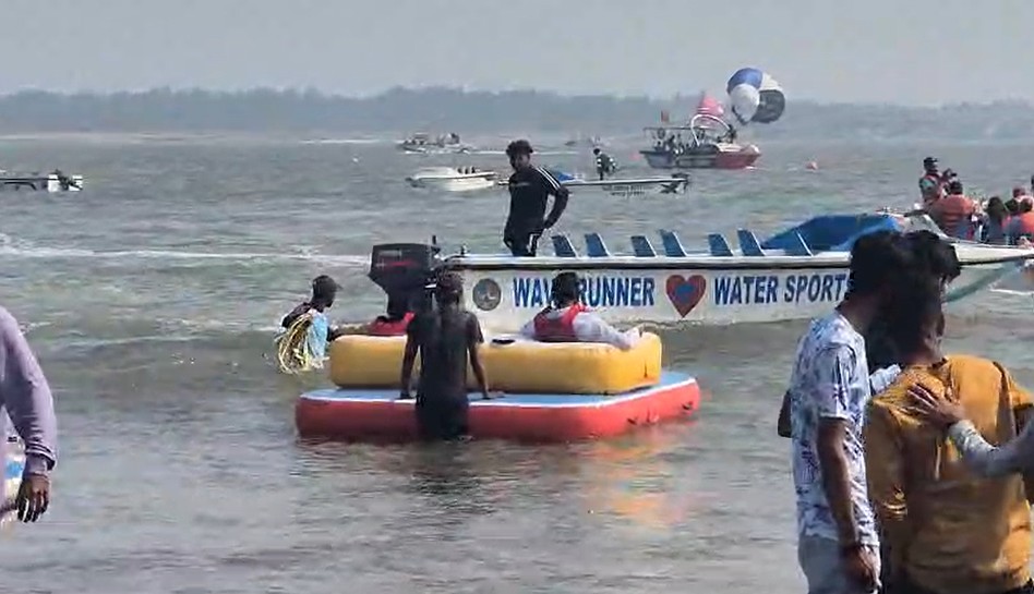 કેન્દ્રશાસિત પ્રદેશ દીવમાં 31 ડિસેમ્બરની ઉજવણીને ધ્યાને રાખી મોટી સંખ્યામાં પ્રવાસીઓ આવી રહ્યા છે.