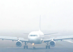 Dense fog disrupts Flights and Trains in Delhi-NCR 