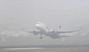 Dense fog disrupts visibility in Delhi-NCR, airport and airlines issue travel advisories