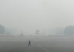 IMD issues orange alert for dense to very dense fog conditions over Uttar Pradesh till tomorrow
